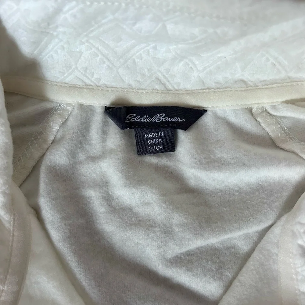 Eddie Bauer Women's Quarter Zip Polar Fleece Ivory Embossed. Size: Small - Picture 6 of 10